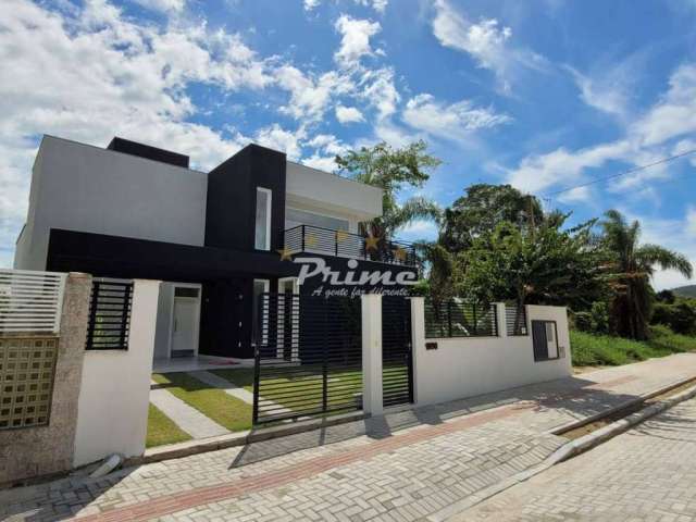 Casa á venda no Bairro Mariscal em Bombinhas/SC