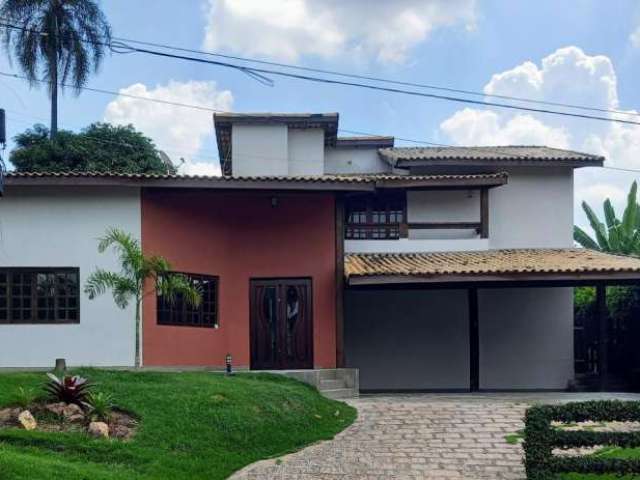 CONDOMINIO FECHADO COM &#211;TIMA LOCALIZA&#199;&#195;O E AMPLA àREA DE LAZER , TERRENO DE 1.000 M&#178;, CASA CONTENDO 4 SUITES ,SENDO 1 MASTER, VARANDAS, SALA 3 AMBIENTES COM P&#201; DIREITO DUPLO, 