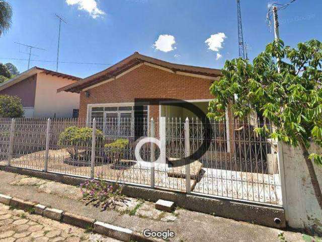 Casa com 3 dormitórios à venda, 134 m² por R$ 698.000,00 - Centro - Vinhedo/SP