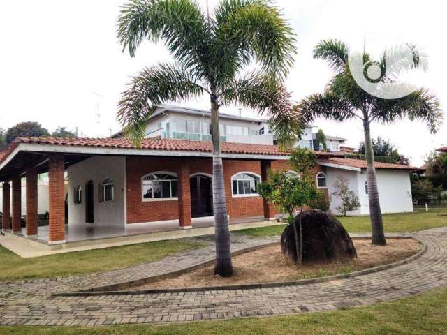 Casa com 5 dormitórios à venda, 395 m² por R$ 2.690.000,00 - Condomínio Marambaia - Vinhedo/SP