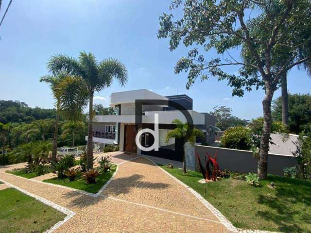 Casa com 3 dormitórios à venda, 385 m² por R$ 3.800.000,00 - Condomínio Residencial Villa Lombarda - Valinhos/SP