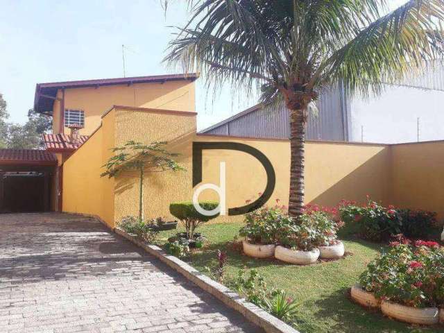 Casa com 3 quartos à venda, 300 m² por R$ 850.000 - Capela - Vinhedo/SP