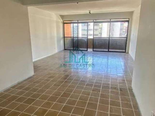 Apartamento com 3 quartos na Segunda Quadra da Praia da Ponta Verde - Maceió Alagoas