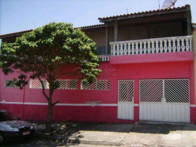 Casa Padrão em Jacareí