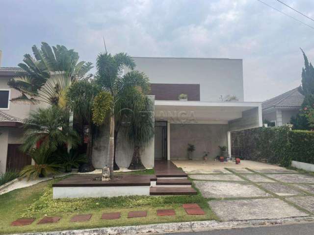 Casa em condominínio de alto padrão - terras de santana - jacareí