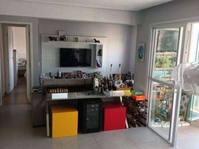 Vende Apartamento com Varanda Gourmet.