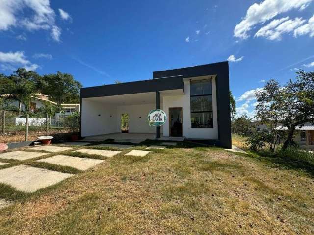 Casa com 3 dormitórios à venda, 230 m² por R$ 900.000,00 - Condomínio Vale Do Luar - Jaboticatubas/MG