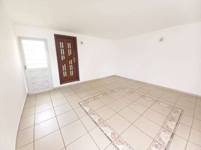 Casa com 3 quartos para alugar na Vila Monteiro, Piracicaba  por R$ 2.700