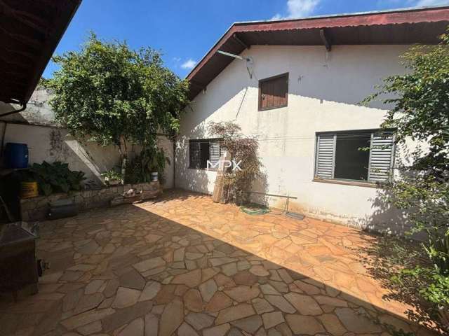 Casa com 3 quartos à venda na Vila Prudente, Piracicaba  por R$ 630.000