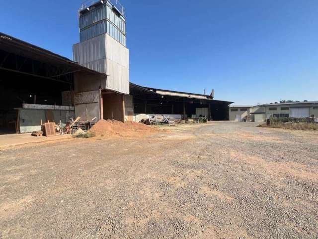 Barracão / Galpão / Depósito para alugar na Vila Rezende, Piracicaba  por R$ 30.000