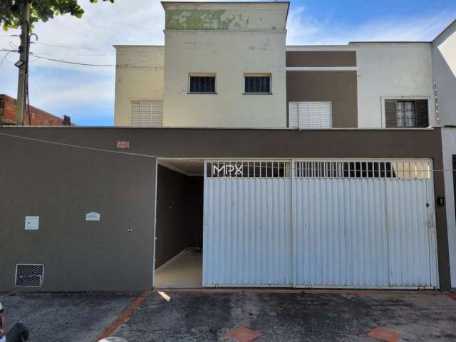 Casa com 2 quartos para alugar na Vila Rezende, Piracicaba  por R$ 2.200