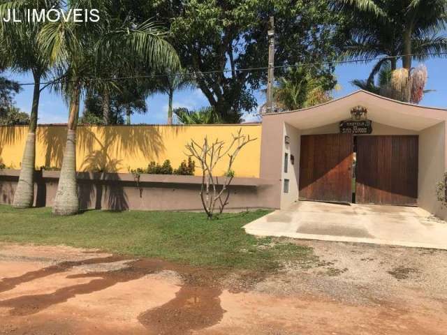 Chácara / sítio com 3 quartos à venda no Ville Saint James I, Campo Limpo Paulista  por R$ 890.000