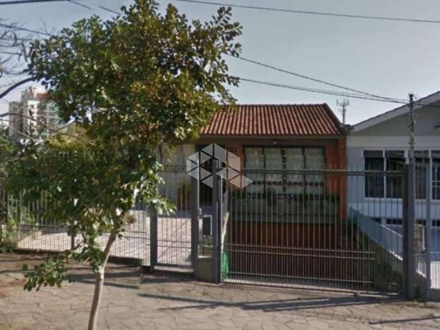 Casa com 6 quartos à venda na Rua Professor Ulisses Cabral, 218, Chácara das Pedras, Porto Alegre, 401 m2 por R$ 1.480.000