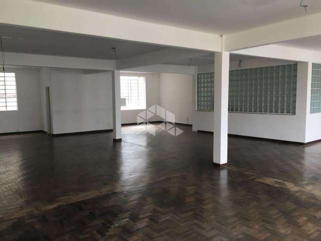 Prédio à venda na Rua Buarque de Macedo, 18, São Geraldo, Porto Alegre, 336 m2 por R$ 989.999