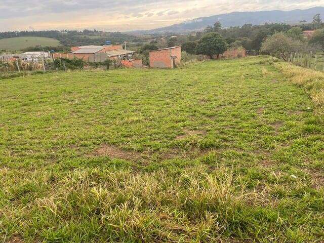 Terreno à venda na Rua Antônio Viera de Barros, 1111, Jardim Europa, Votorantim por R$ 120.000