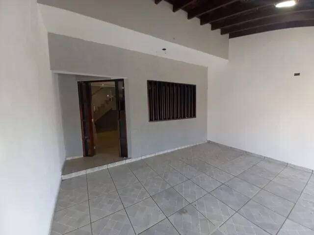 Casa com 3 quartos à venda na Rua Dilermando Vieira Borges, 1010, Jardim Nova Ipanema, Sorocaba por R$ 375.000