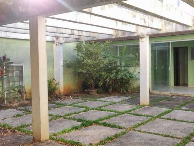 Casa com 4 quartos à venda na Rua Líbero Badaró, 90, Jardim Vergueiro, Sorocaba por R$ 1.400.000