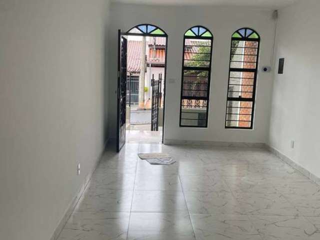 Casa com 3 quartos à venda na Rua Carlos Smith, 517, Jardim Maria Antônia Prado, Sorocaba por R$ 450.000