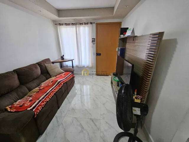 Casa em condomínio fechado com 2 quartos à venda na Rua Seraphim Banietti, 1025, Caguassu, Sorocaba por R$ 267.000