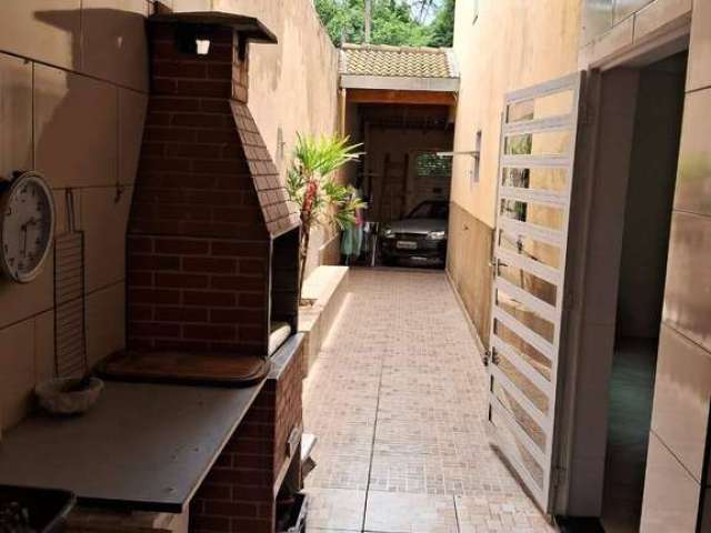 Casa com 3 quartos à venda na Rua Palmiro Panizi, 271, Jardim Santa Catarina, Sorocaba por R$ 480.000