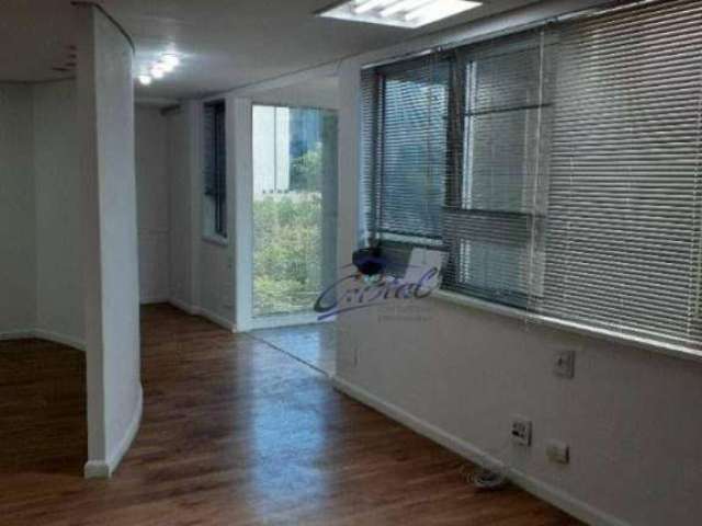 Excelente conjunto comercial de 204 m² 4 vagas 3 banheiros.