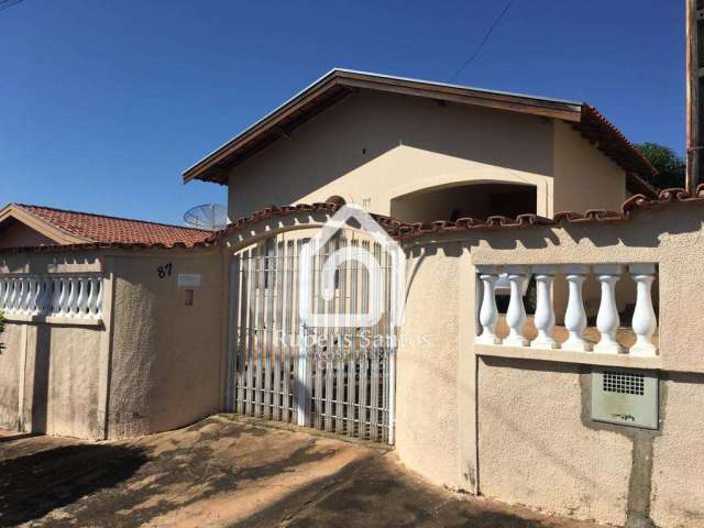 Casa para Venda em Mogi Guaçu, Jd. Cristina, 2 dormitórios, 1 banheiro, 2 vagas