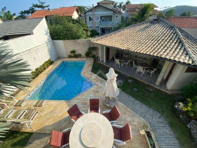 Casa à venda, 361 m² por R$ 3.200.000,00 - Camboinhas - Niterói/RJ