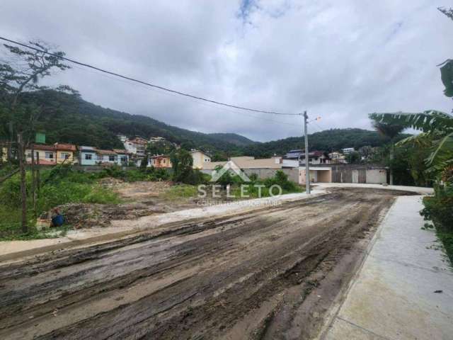 Terreno à venda, 240 m² por R$ 320.000,00 - Engenho do Mato - Niterói/RJ