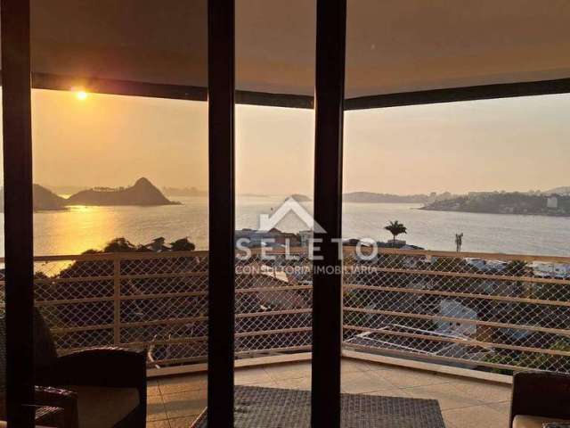 Casa com 4 dormitórios à venda, 483 m² por R$ 3.600.000,00 - Charitas - Niterói/RJ