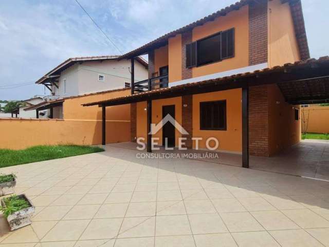 Casa com 3 dormitórios à venda, 162 m² por R$ 795.000 - Itaipu - Niterói/RJ