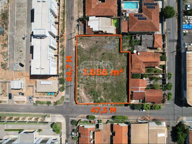 Terreno com aprox. 1.700m² no Boa Esperança