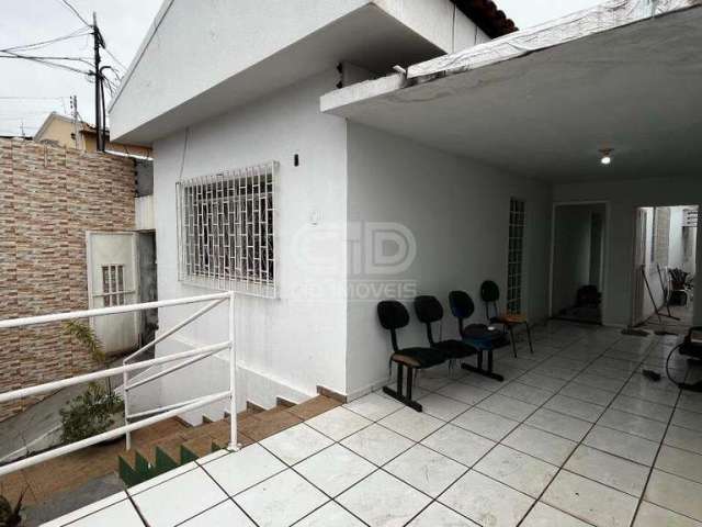 Casa comercial/residencial no Centro da Cidade