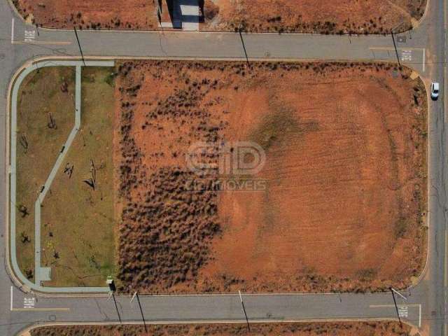 Terreno com 250m² no Condomínio Urbanístico Venerana