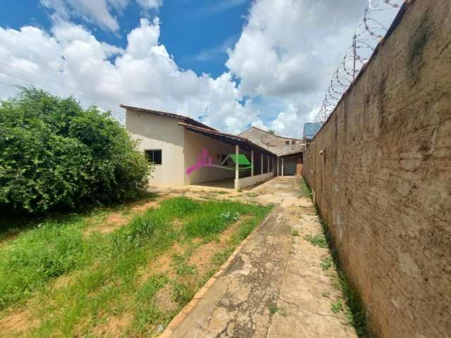 Casa com 2 quartos, 396,60m², à venda em Caldas Novas, Recanto dos Eucaliptos