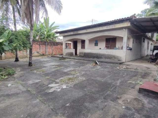 Casa Padrão para Venda em Vila Maria Helena Duque de Caxias-RJ