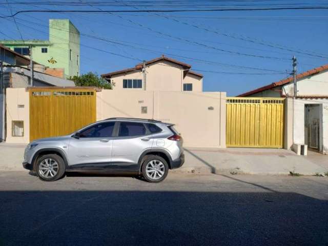 EXCELENTE CASA GEMINADA DE 04 QUARTOS EM A“TIMA LOCALIZAA‡AƒO DO BAIRRO NITEROI EM BETIM