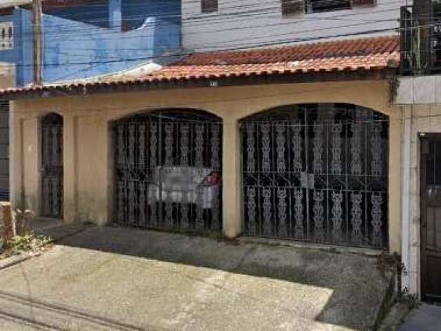 Sobrado a venda com 3 dorms sendo 1 suíte - Jardim Colonial