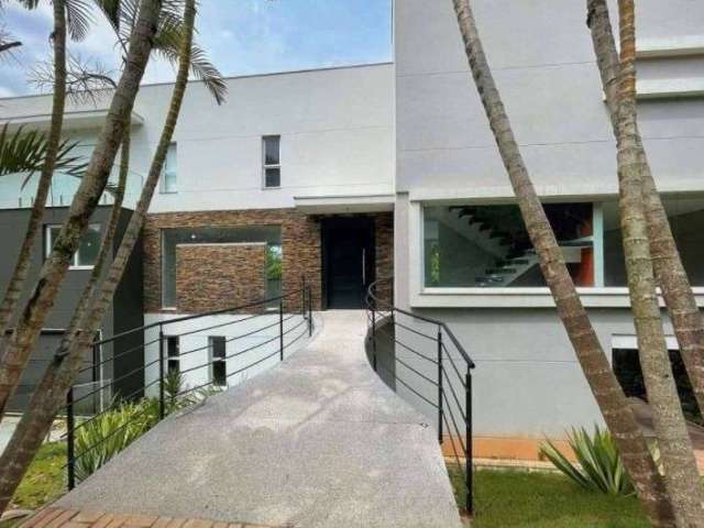 Sobrado com 4 dormitórios à venda, 436 m² por R$ 2.800.000,00 - Chácara dos Lagos - Carapicuíba/SP