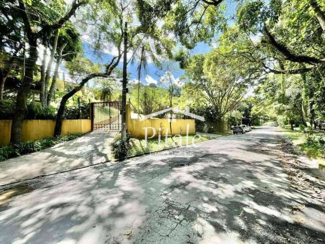 Casa com 4 dormitórios à venda, 336 m² por R$ 1.500.000,00 - Chácara Vale do Rio Cotia - Carapicuíba/SP