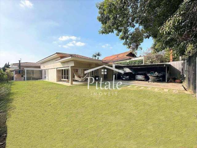 Casa com 3 dormitórios à venda, 308 m² por R$ 2.100.000,00 - Jardim Passárgada I - Cotia/SP