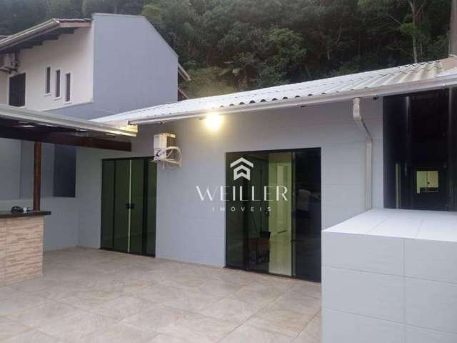 Casa com 4 dormitórios para alugar, 230 m² por R$ 5.800,00/mês - Fazenda - Itajaí/SC