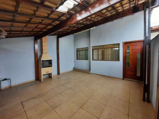 Casa com 2 quartos à venda na Rua Diva, 193, Rio Branco, Belo Horizonte por R$ 430.000