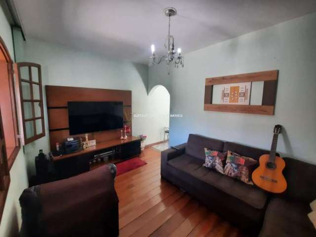 Casa com 3 quartos à venda na Rua Barão de Camargos, 509, Santa Amélia, Belo Horizonte por R$ 680.000