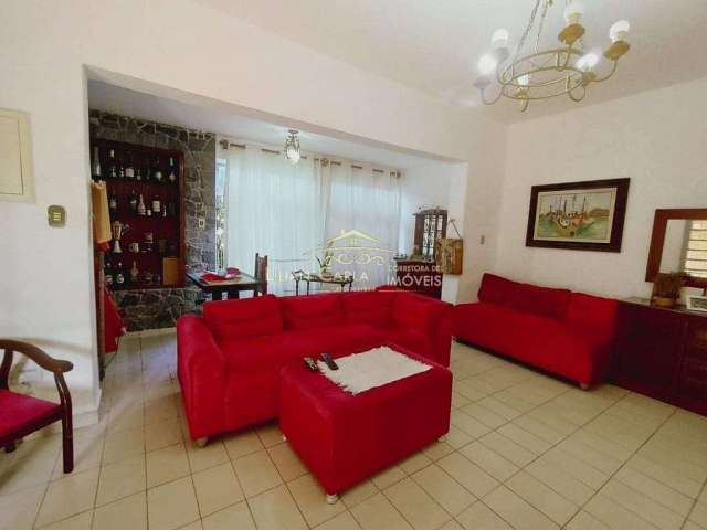 Casa à Venda com 3 quartos, 4 vagas de frente para o mar por R$ 480,000.00!!!!!!