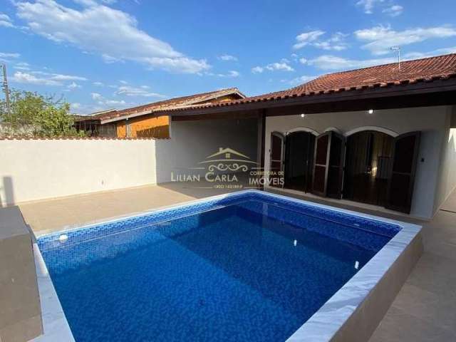 Casa de Lote Inteiro com 4 Suítes, Piscina e Amplo Espaço! R$ 479.900