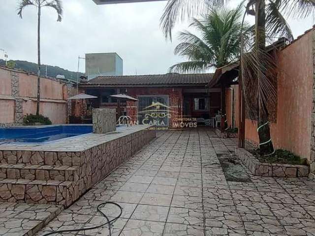 Casa em Mongaguá, Jardim Leonor com 2 dormitórios, 1 suíte, a venda