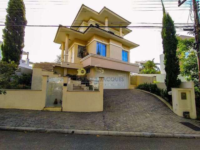 Casa com 3 suítes à venda, 245 m² por R$ 2.100.000 - Pedra Branca - Palhoça/SC