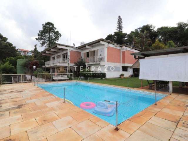 Casa à venda, 4 quartos, 2 suítes, 4 vagas, Golfe - Teresópolis/RJ