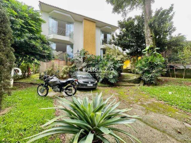 Casa em Condomínio à venda, 3 quartos, 3 suítes, 2 vagas, Limoeiro - Guapimirim/RJ