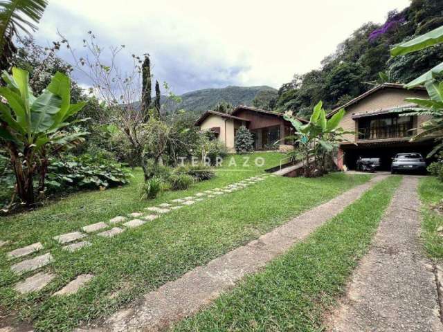 Casa à venda, 5 quartos, 1 suíte, 4 vagas, Alto - Teresópolis/RJ